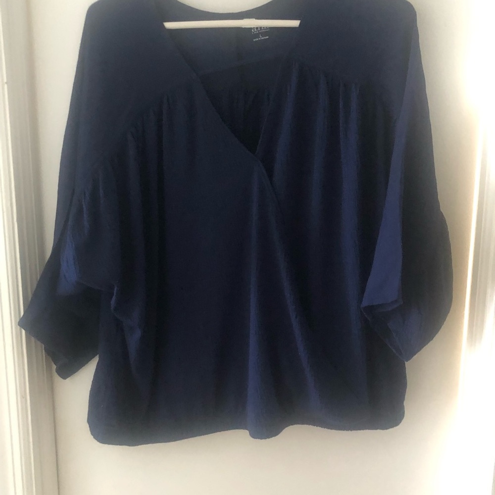 NWT a.n.a Blue Faux Wrap Dolman Sleeve Top Blouse-Size large - Picture 5 of 16